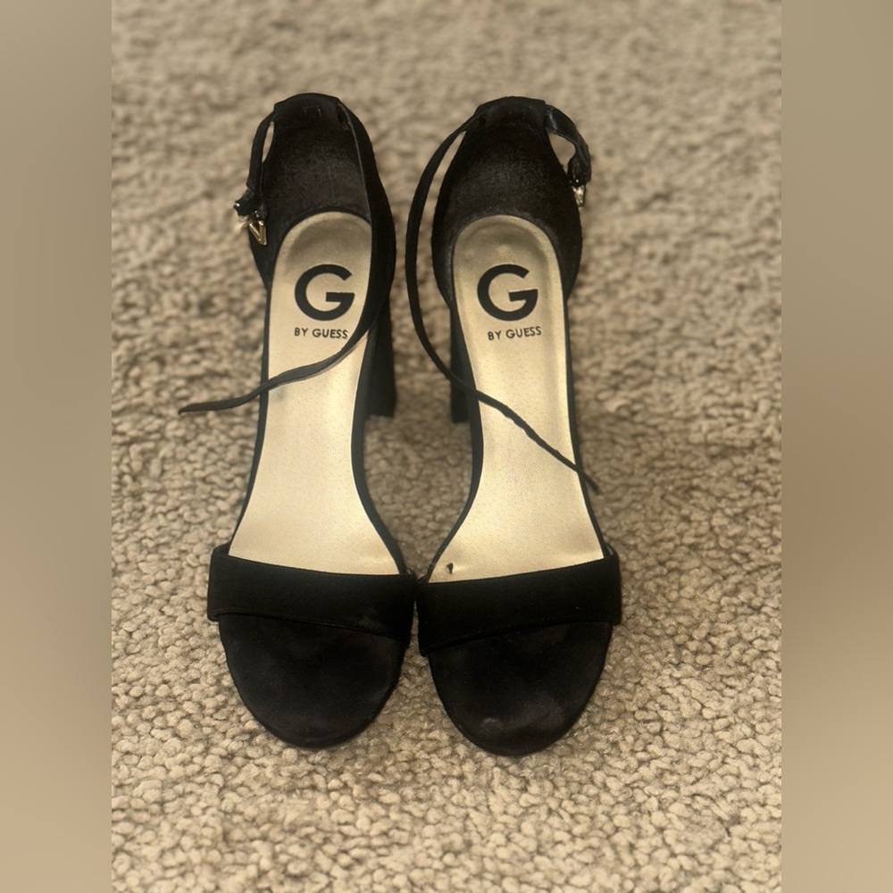 Guess Sandals